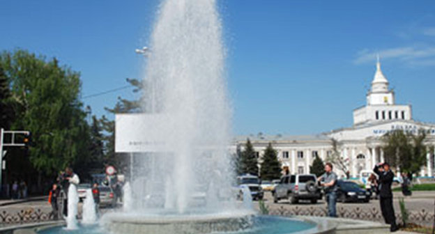 Фонтан на привокзальной площади города минеральные Воды. Фото: http://www.gorodminvody.ru/images/spr/im1.jpg