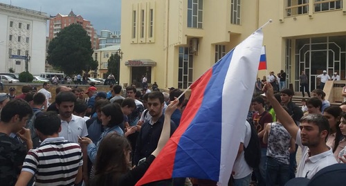 Участники антикоррупционной акции в Махачкале. 12 июня 2017 годап, Махачкала. Фото Мурада Мурадова для "Кавказского узла".