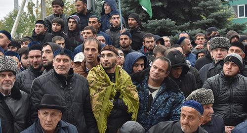 Участники митинга в Магасе. 7 октября 2018 г. Фото предоставлено Якубом Гогиевым для "Кавказского узла"