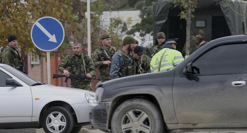 Сотрудники силовых структур. Грозный. Фото: REUTERS/Alkhan Gargayev