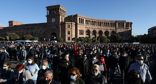 Акция протеста в Ереване. 11 ноября 2020 года. Фото: Vahram Baghdasaryan/Photolure via REUTERS