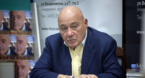 Владимир Познер . Фото: Дмитрий Рожков - https://commons.wikimedia.org/wiki/Category:Vladimir_Posner#/media/File:Vladimir_Posner_2013_06.jpg