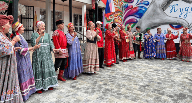 Праздничный концерт в Кудепсте, фото корреспондента "Кавказского узла"