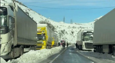 Ситуация на "Верхнем Ларсе". Кадр из видео https://t.me/kppverxniilars/8857